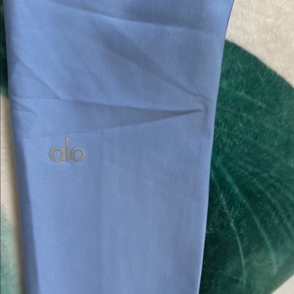 Alo Yoga airlift Sky Blue High-Waisted Leggings - Picture 4 of 6